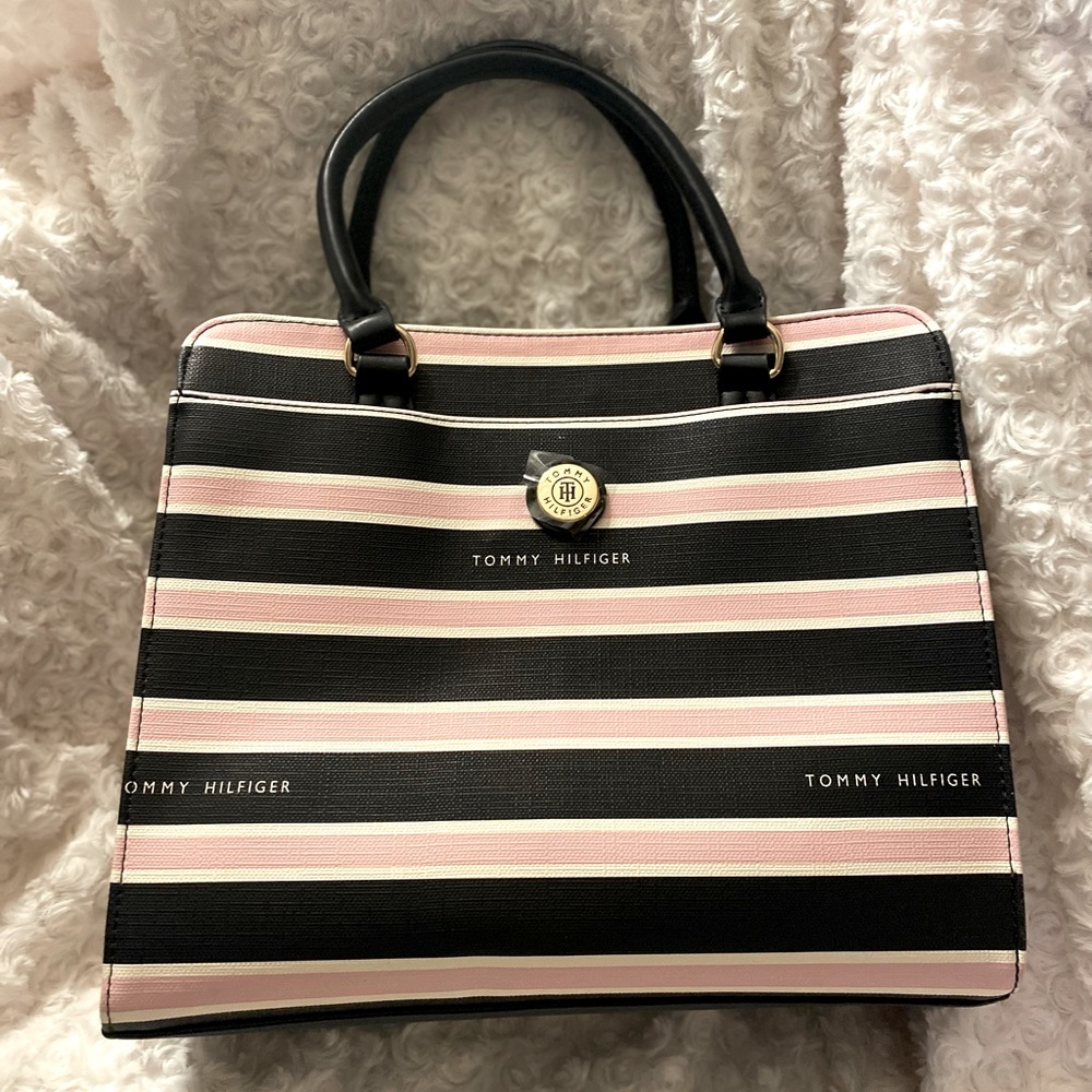Tommy Hilfiger Handle Bag